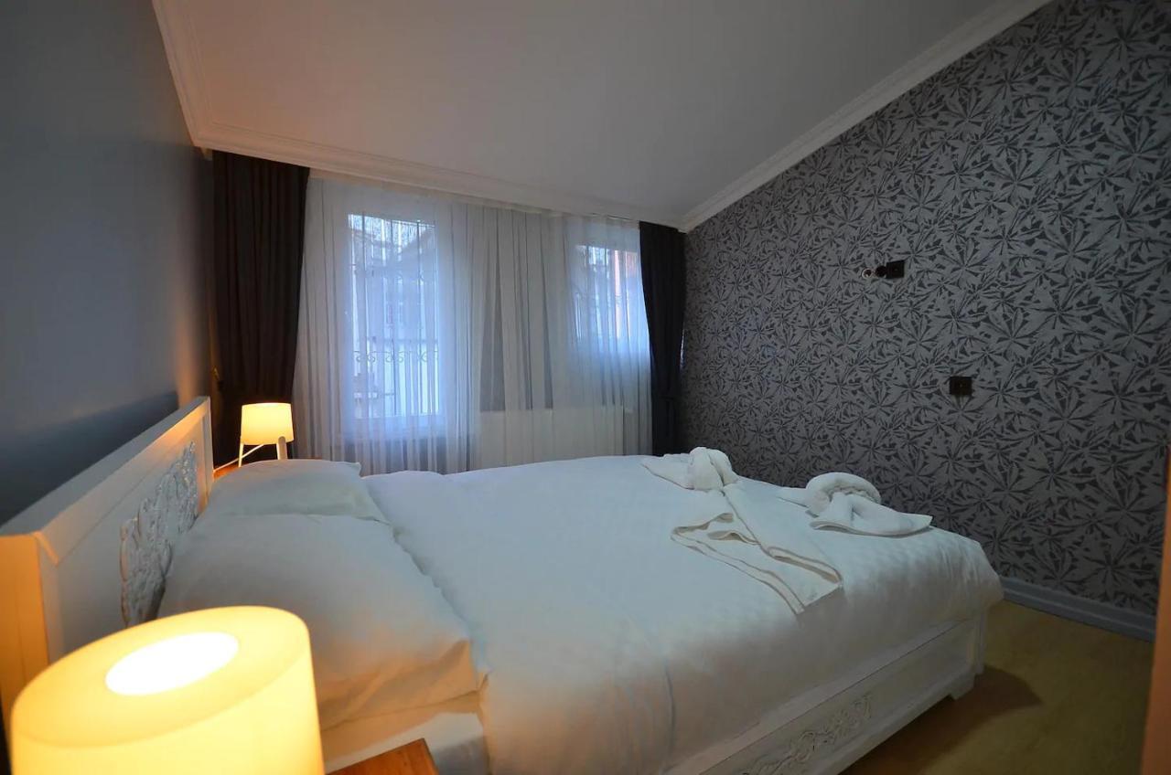 Downtown Two-Bedrom Apartment Tbilisi Exterior photo